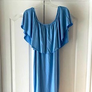 Off the shoulder light blue maternity dress